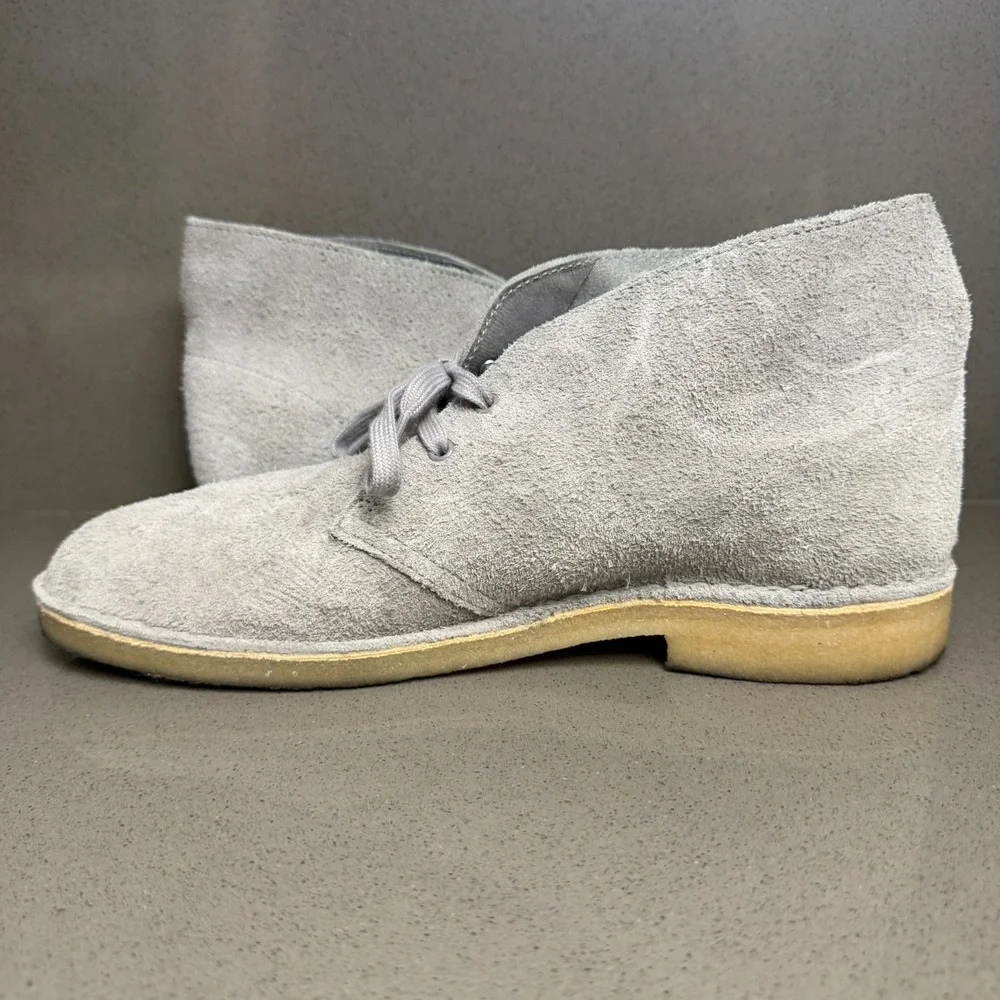 Clarks Originals Desert Boots Mens 11 Gray Suede Crepe Sole Chukka UK 10